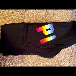 PINK vs yoga leggings